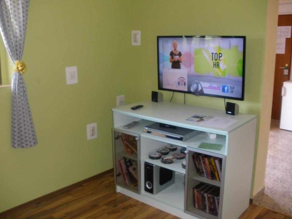 Apartments Leo Janjina Room photo